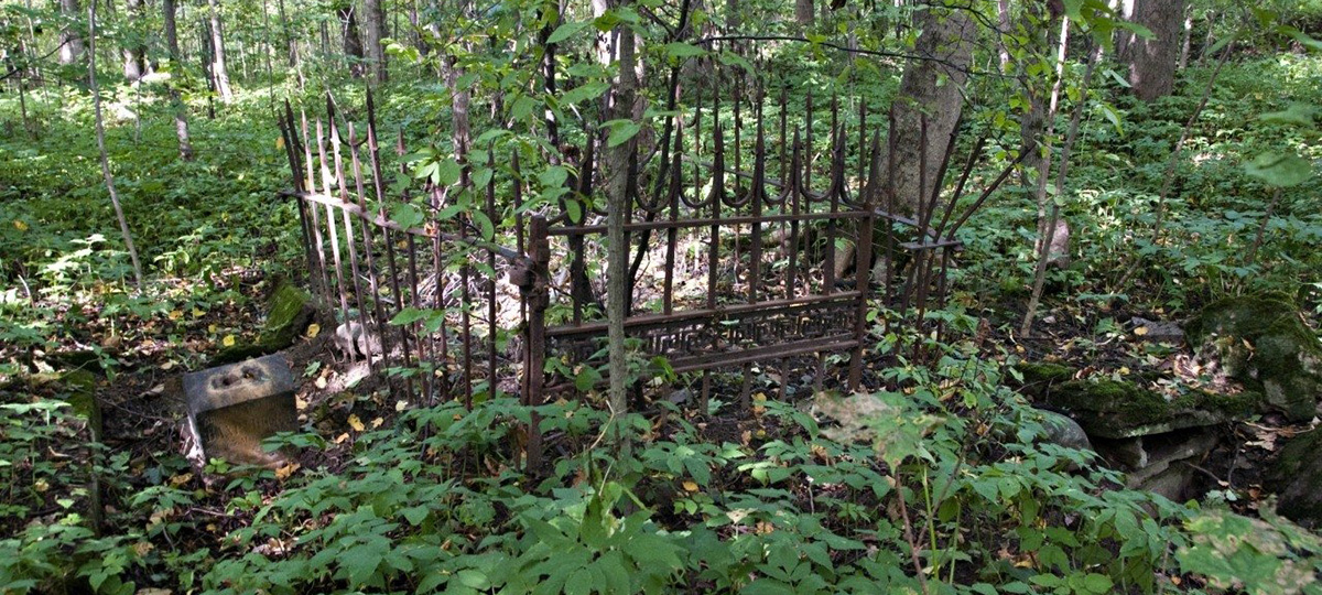 Троицкое кладбище